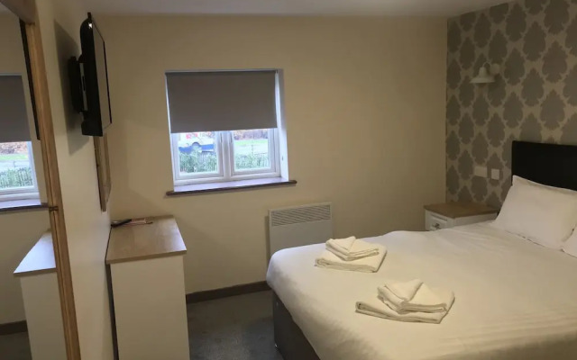 The Alcester Inn