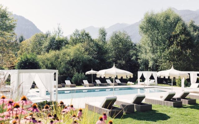 Alpenpalace Luxury Hideaway & Spa Retreat