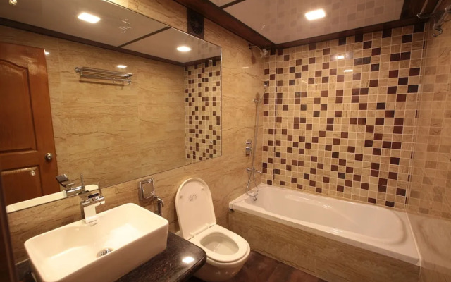 Hotel Ravi Kiran