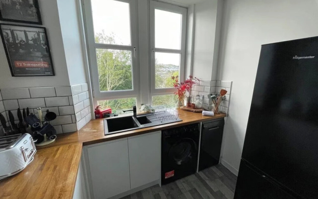 6 Guests - 3 Bedrooms - Sea View - Pet Friendly