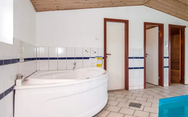 Lovely Holiday Home in Jutland with Hot Tub