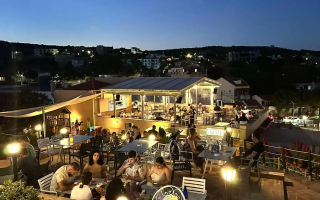 Sun Village Hotel