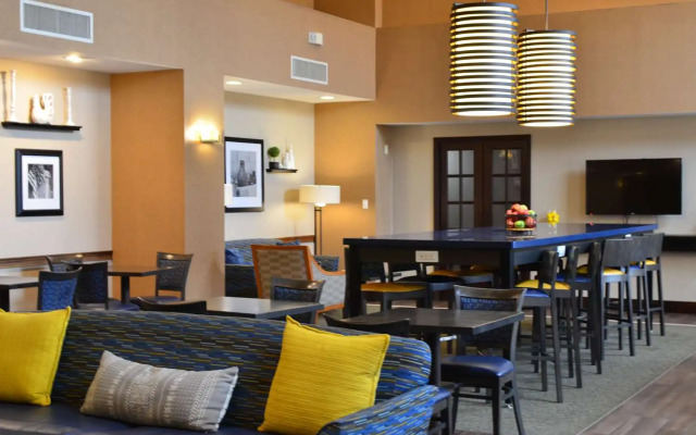 Hampton Inn & Suites Madisonville