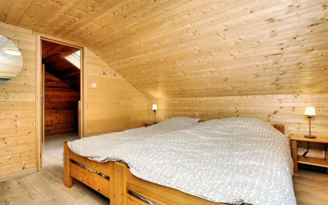 Luxurious chalet in Septon with sauna