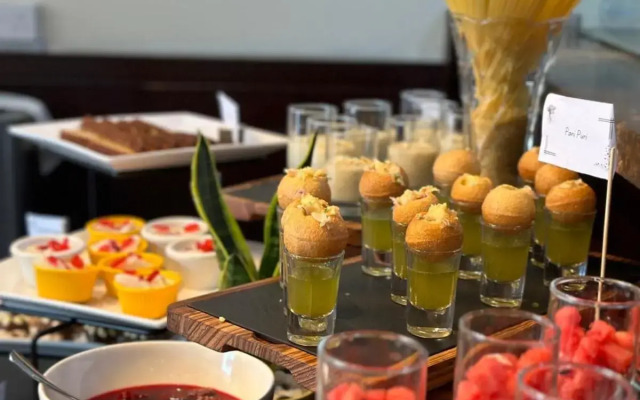 JOIN INN HOTEL Jebel Ali, Dubai ( formerly easyhotel )