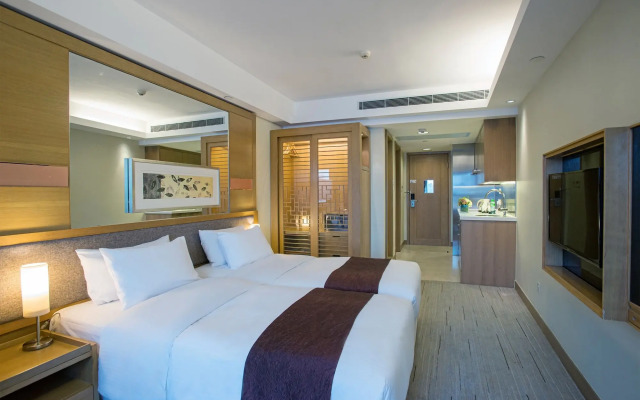Royal View Hotel