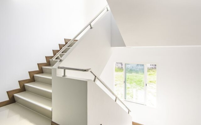 OYO 601 C W Mansion Phuket