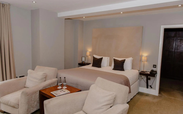 Woodlands Hotel