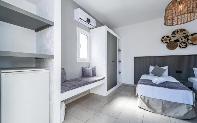 Aleria Belport Beach Hotel