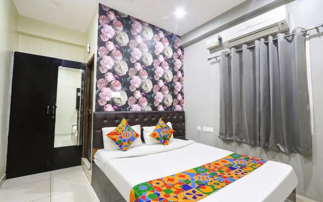 OYO Townhouse 1019 Galaxy Suites