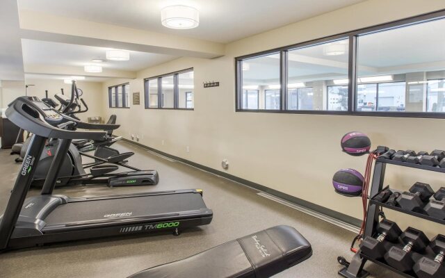 Country Inn & Suites by Radisson, Grandville-Grand Rapids West, MI