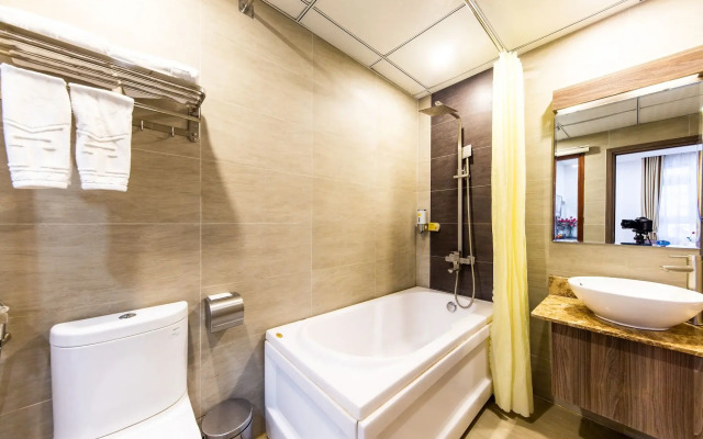 Mai Thang Hotel