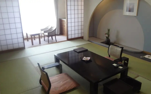 Hamanako Kanzanjionsen Hotel Kikusuitei