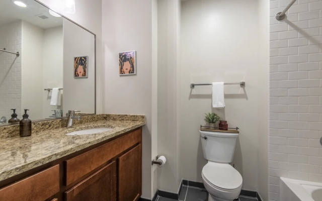 Divine Lorraine Apartment Hotel