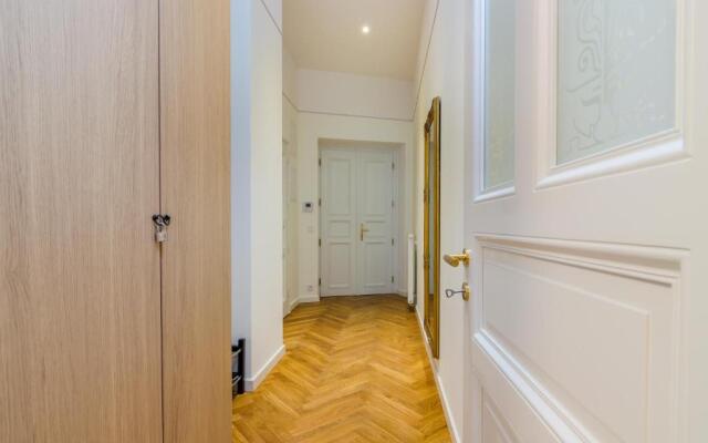 PRG Trendy Central APT by Michal&Friends