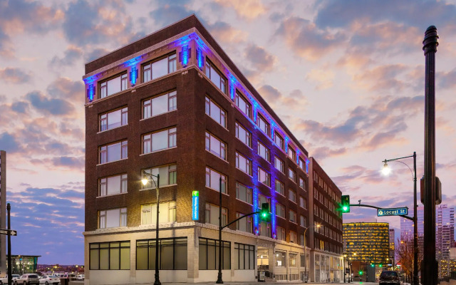 Holiday Inn Express Kansas City Downtown by IHG
