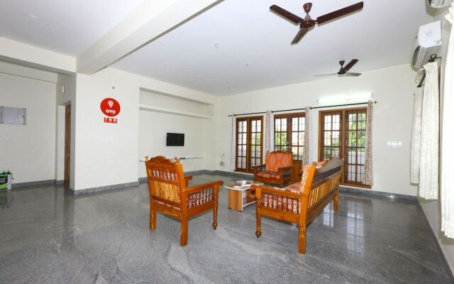 OYO 9785 Home Spacious 3BHK Rock Beach