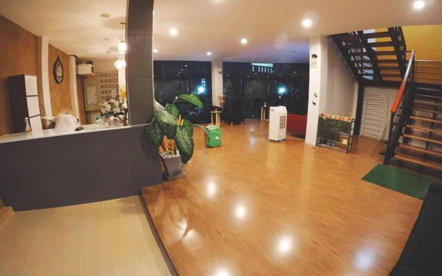 Hillside Boutique