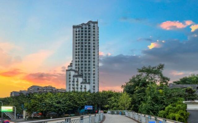 Nicesoe View Cloud Book House Hotel (Shangqing Temple Niujiaotuo Subway Station)