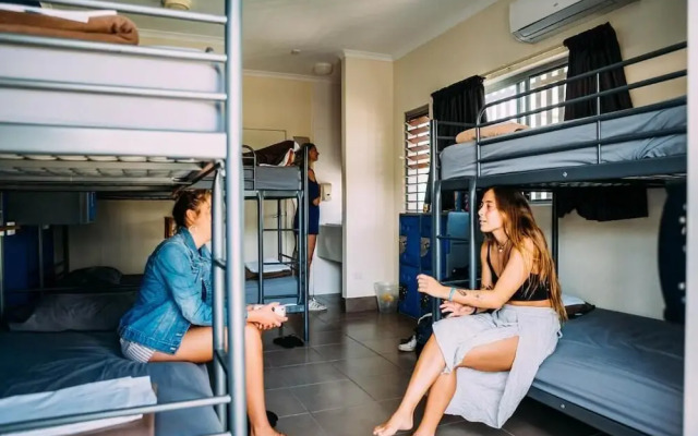 Noosa Flashpackers - Hostel