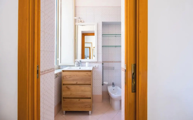 Smooth Vibes at Chiaia by Napoliapartments