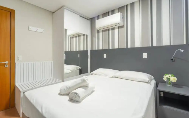 Apto de 2 Quartos Acomoda 6 Pessoas