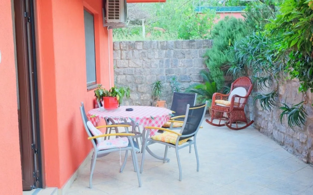 Chic Flat Near Beach in Montenegro