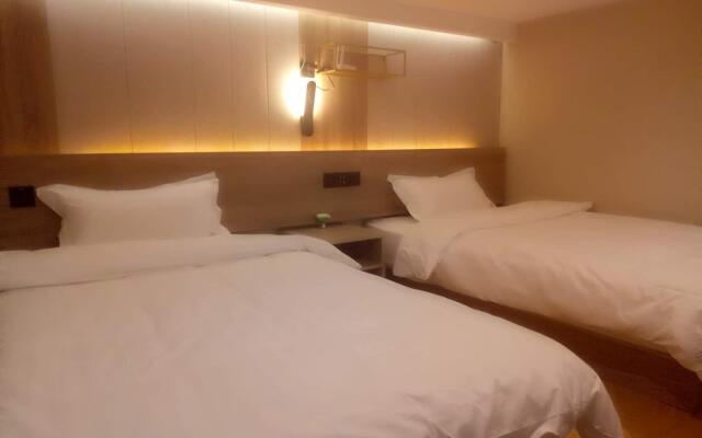 Shanghai Yiju Hotel