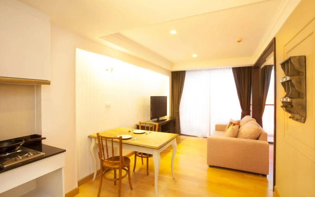 Rocco Hua Hin Beach Seaview