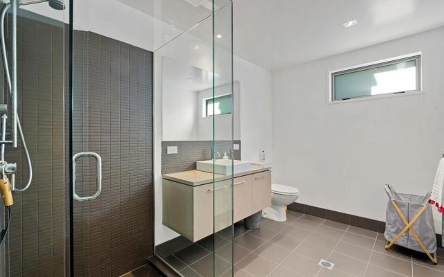 Kings View - Wanaka Holiday Home – Guest Rooms – Wanaka