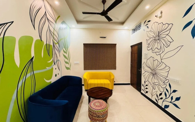 Home Escape 2BHK Retreat Pvt Home