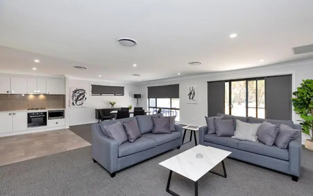 CH Boutique Apartments The Ringers Road