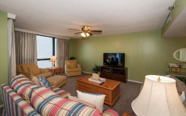 Enclave Condo 701a by Destin Getaways