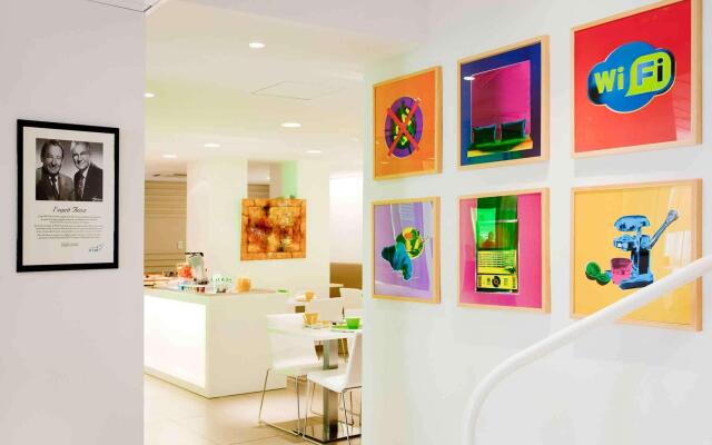 ibis Styles Menton Centre