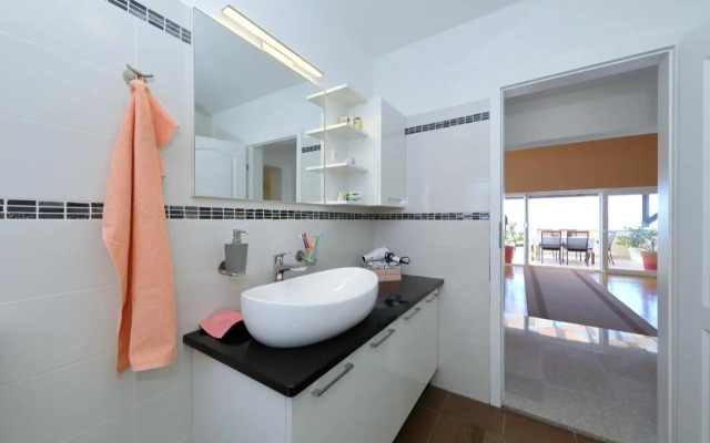 Vanda Land Penthouse