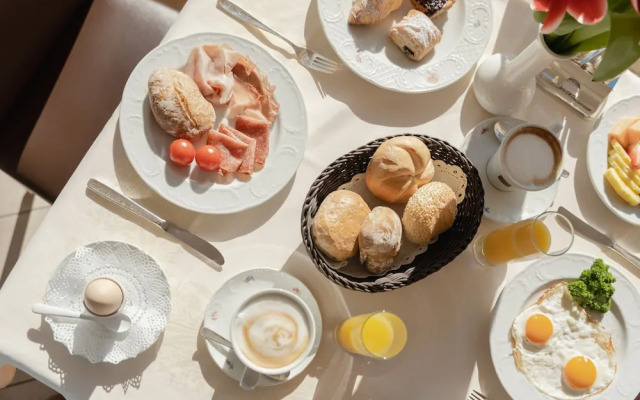 Mirabell Alpine Garden Resort