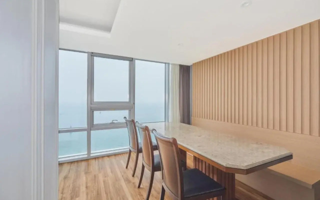 Kolon Seacloud Hotel