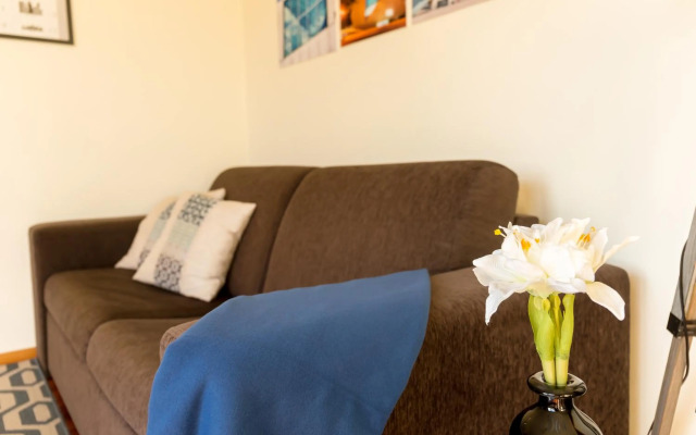 Music Relaxing Apt with bikes, terrace & parking