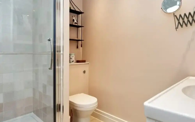 Gorgeous 4-bed House Near Museums Hyde Park