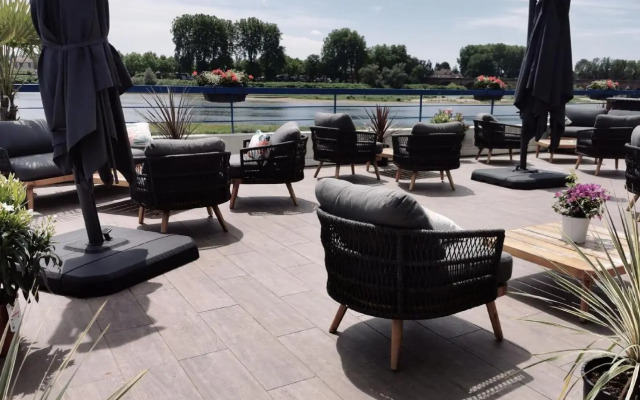 Mercure Nevers Pont de Loire