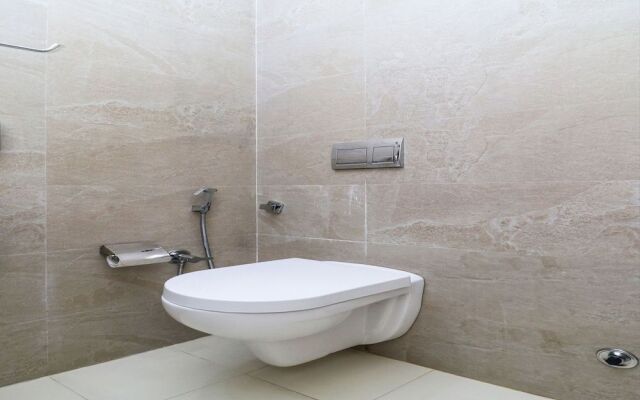 OYO 18377 Hotel New City Top