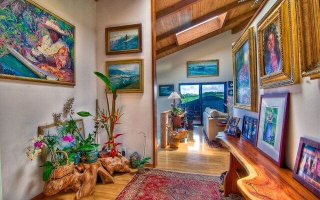 Kumulani 3 Bedroom Home by RedAwning