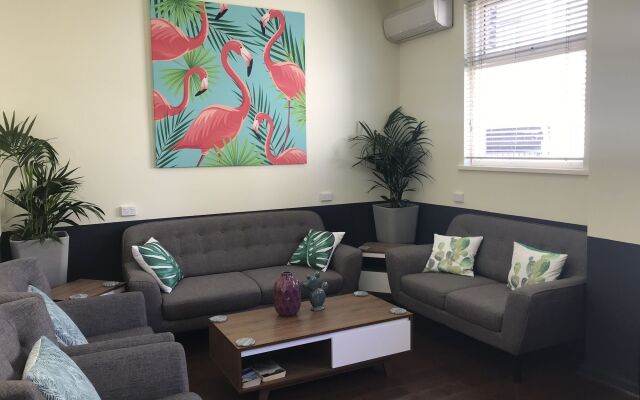 Miami Hotel Melbourne