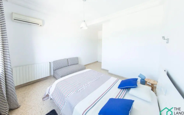 The Perfect View 2bds apt in Heart of Marsa Plage