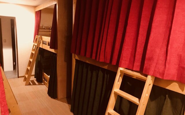 POPTONE the Guest House - Hostel