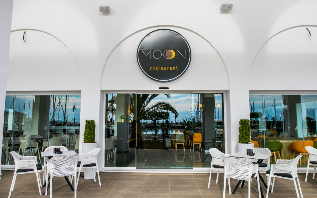 Hotel Moon & SPA