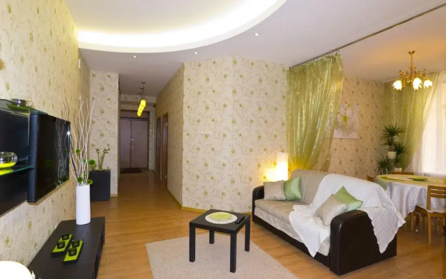 Sutkiarenda On Maliy Prospekt 13