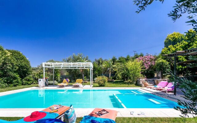 Villa Liostasi with private swimming pool