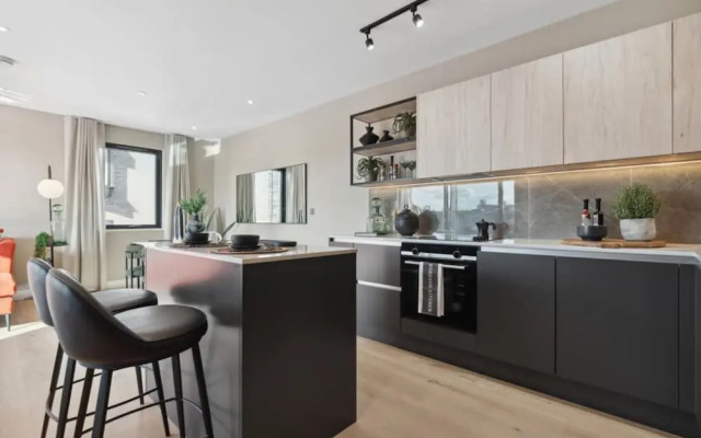 02 Arena - Luxury 2 Bed Double En-suite W/balcony