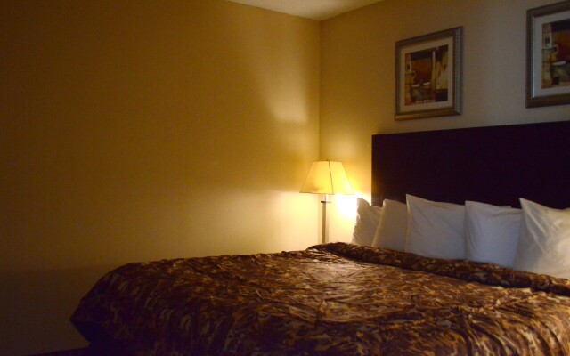 Rodeway Inn & Suites